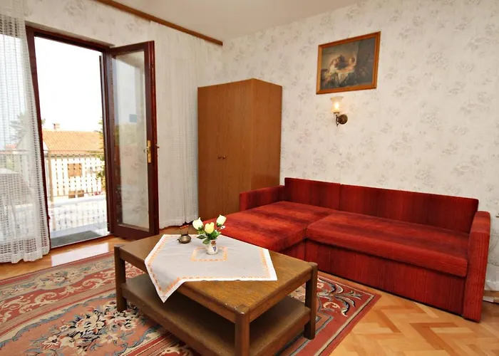 דירה With A Parking Space *