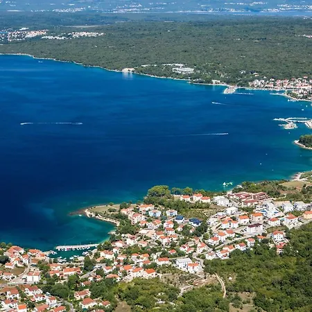 With A Parking Space Малинска